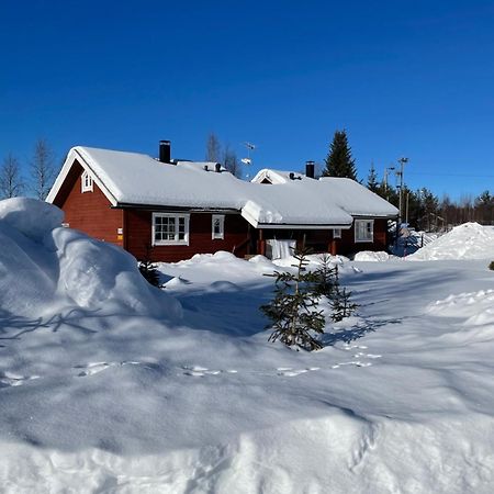 Yllaestoelli 2 A, Aekaeslompolo Villa Kolari Bagian luar foto